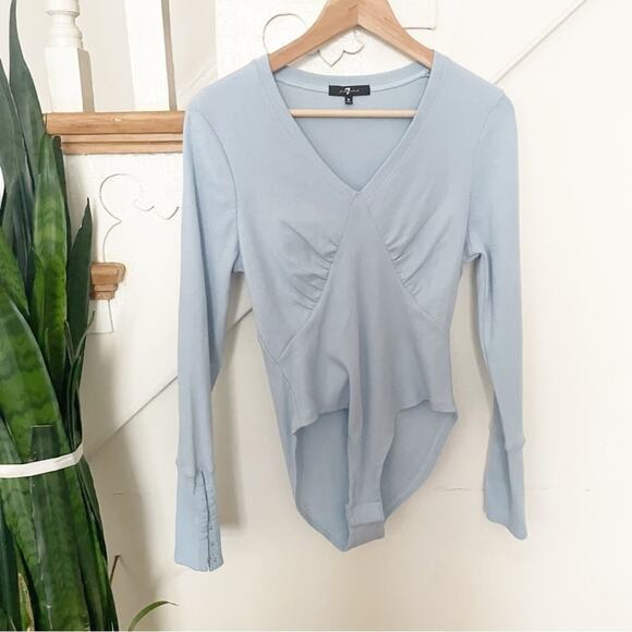 7 For All Mankind Light Blue Long Sleeve V-Neck Women's Bodysuit Size M - Picture 1 of 8